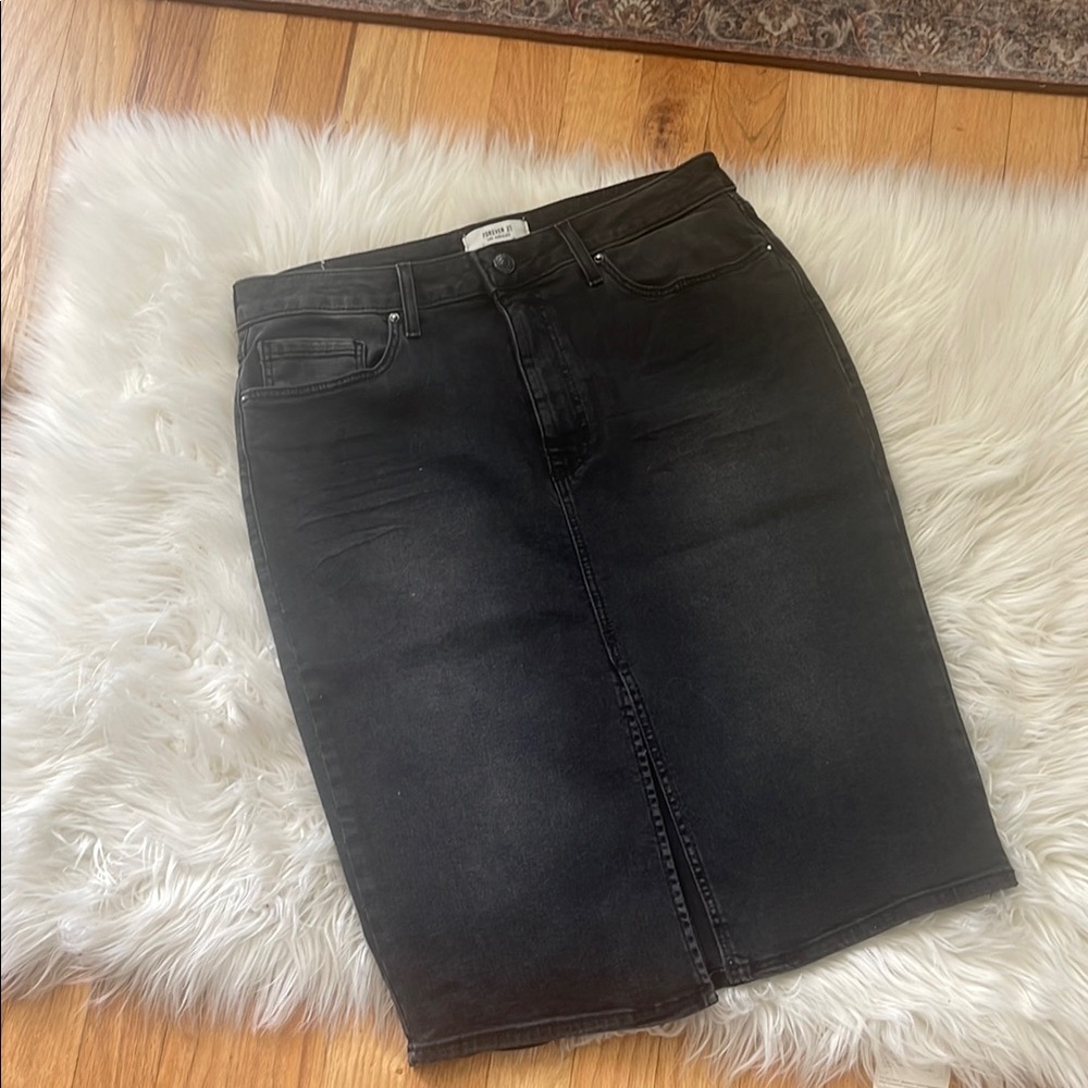Forever 21 Black Denim Skirt